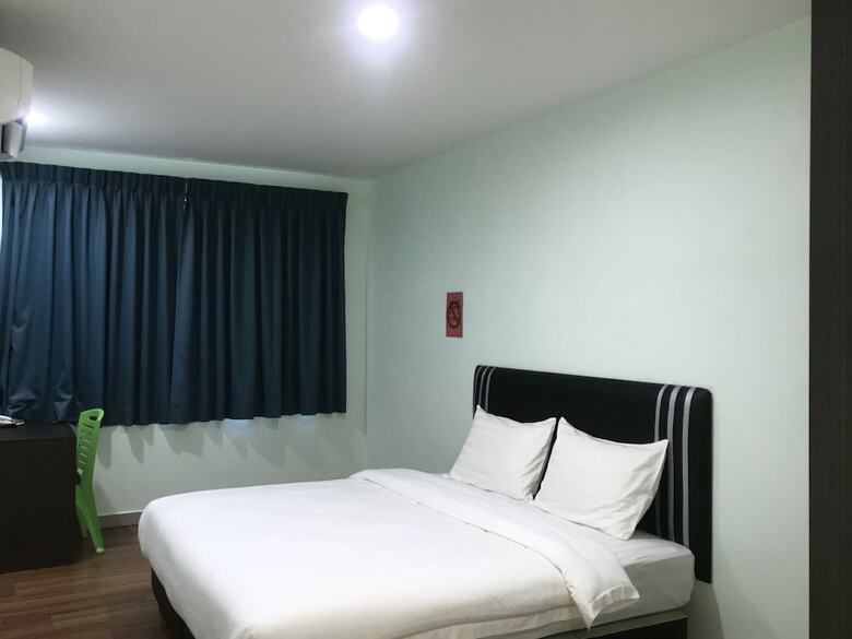 Hotel Oyo 89855 Salim Room