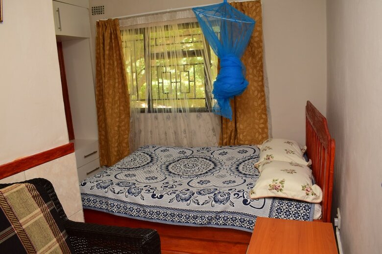 Hotel The 244 Guest Houses