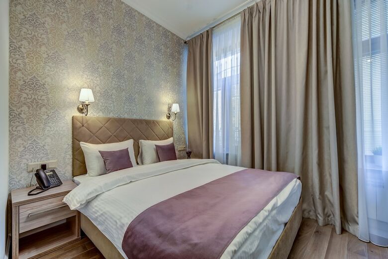Paul Apartments - Boutique Hotel