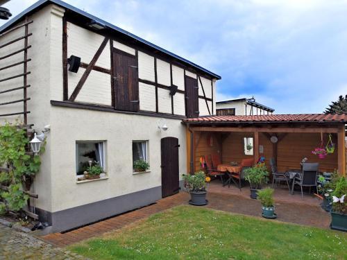 Gorgeous Apartment In Thale Near River And Forest