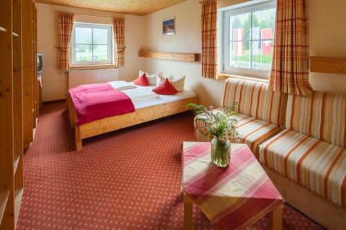 Hostal Gasthof Schwabenhof