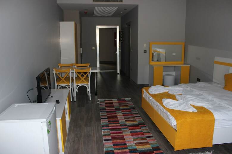 Tuyap Conference Daily Rental House