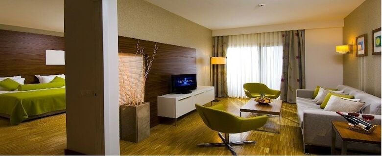 Tuyap Conference Daily Rental House
