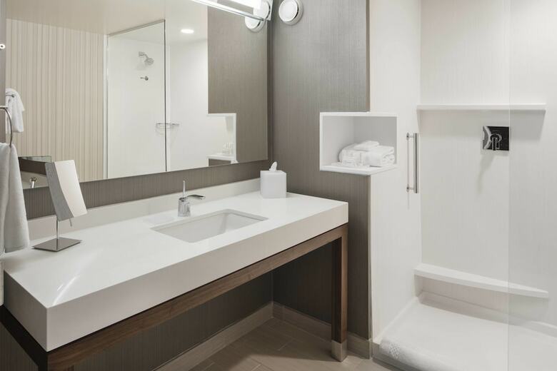 Hotel Courtyard By Marriott Prince George