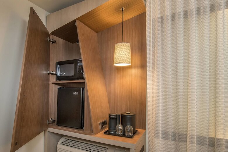 Hotel Courtyard By Marriott Prince George