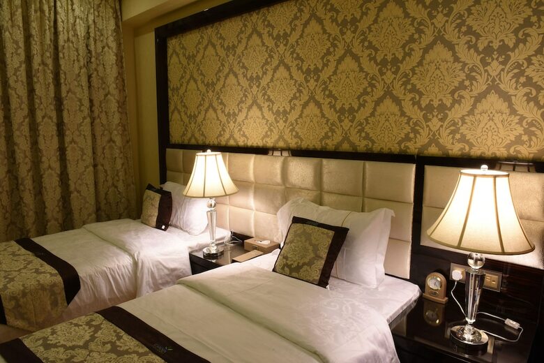 Garden Plaza Hotel
