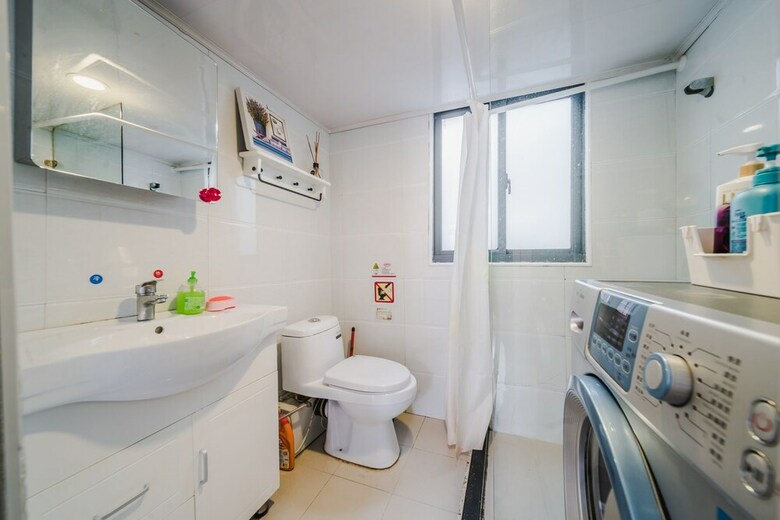 Cozy Apartment Best Location 302