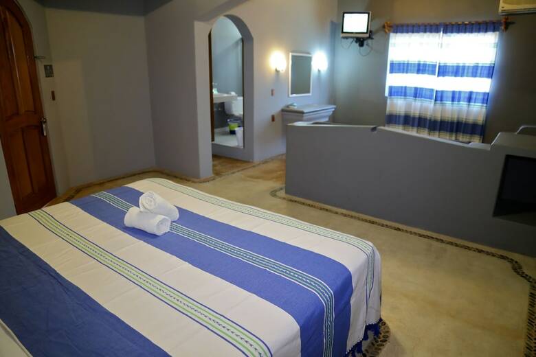 Hotel Casa Blanca Del Sol Bah�a Chahue B&B