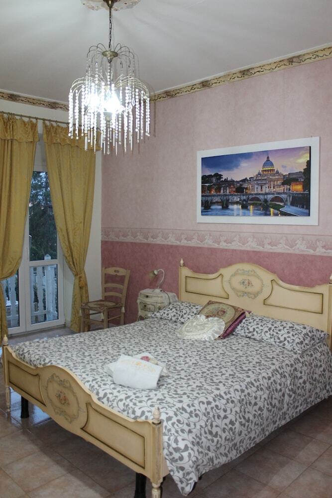 Hotel B&B San Peter's Golden Rooms