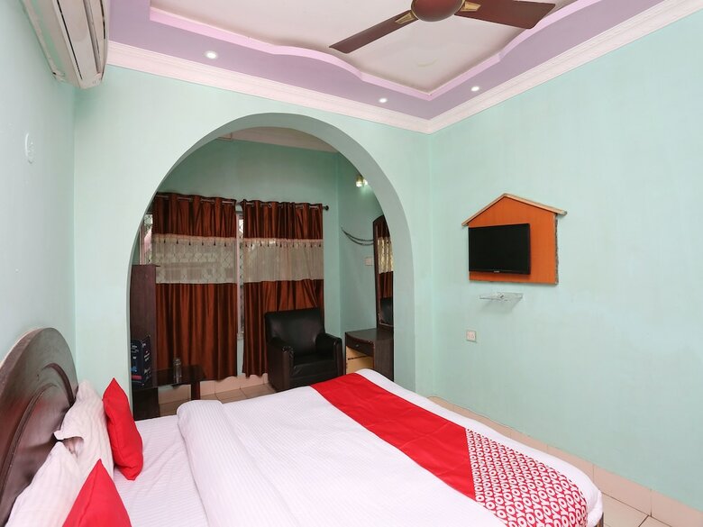 Oyo 12337 Hotel Rupashi Bangla