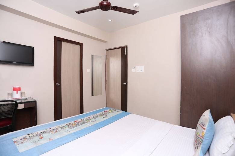 Oyo 1015 Hotel Reliable Inn