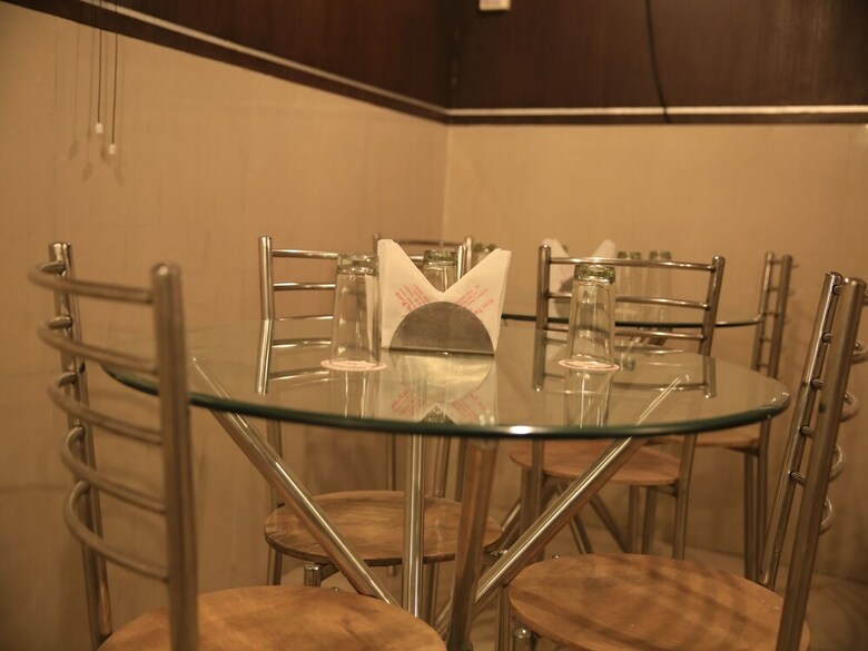 Oyo 4300 Hotel The Royal Placid