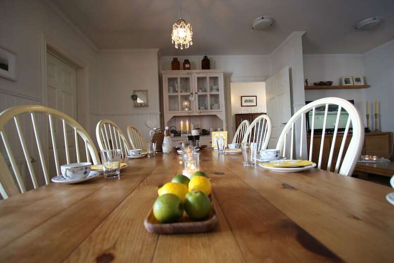 Hotel �sar Guesthouse