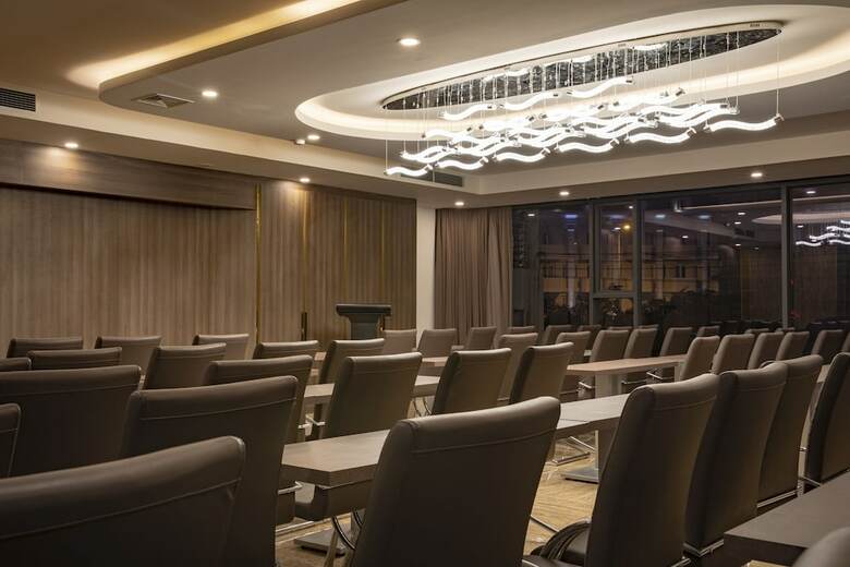 V Hotel Nha Trang