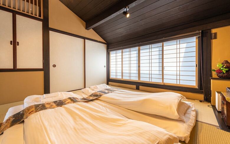 Kumo Machiya Imperial Palace Side