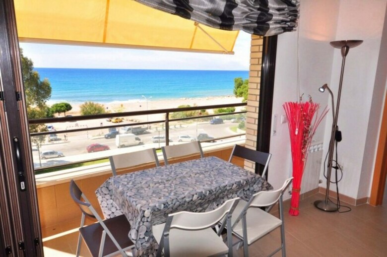 Apartamento Acogedor Para 6 Personas En Cambrils