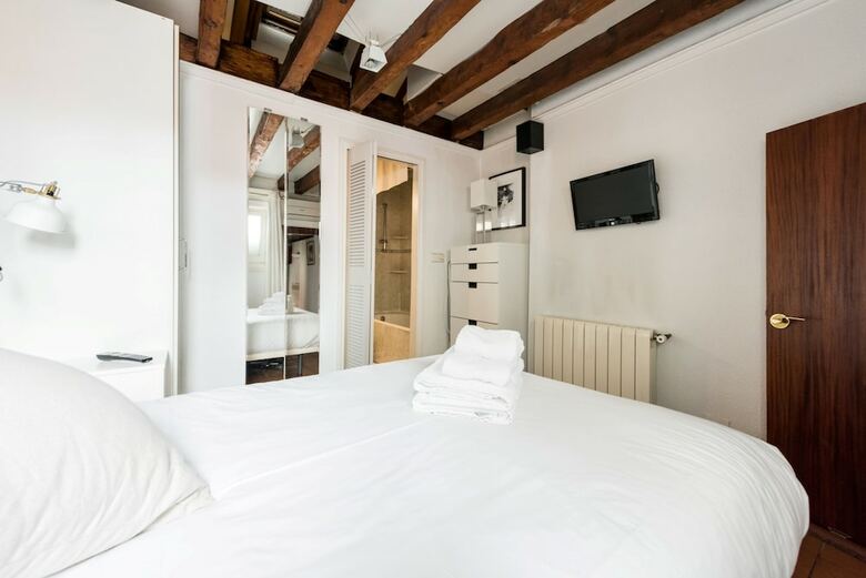 Apartamentos Museo Reina Sof�a City Center