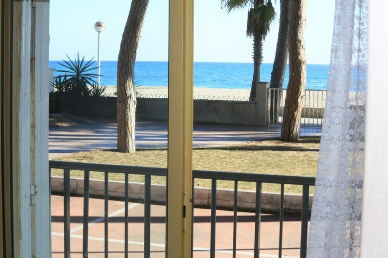 Apartamento Acogedor Para 6 Personas En Cambrils