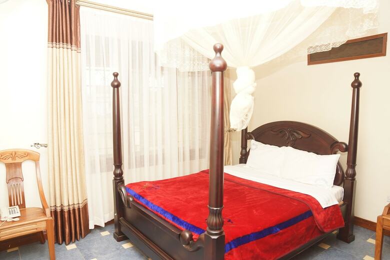 Hotel Cosmil Executive Suites