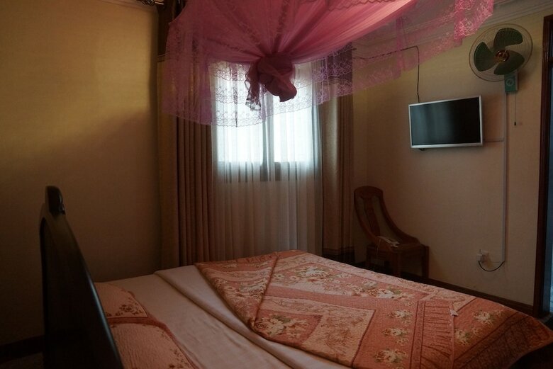 Hotel Cosmil Executive Suites