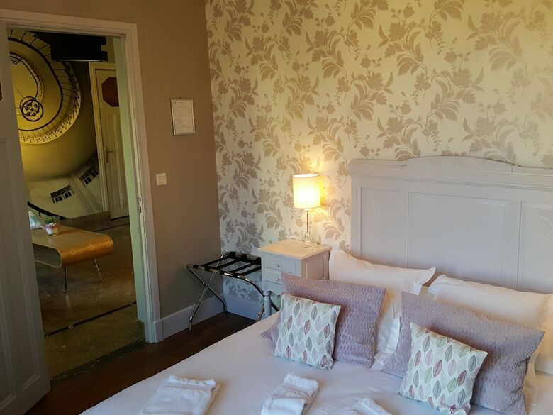 Hotel Castel Bayeux Guesthouse