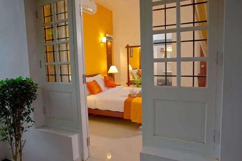 Hotel The Francis Residence