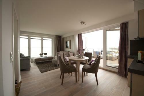 Hostal Hotel Strand Am K�nigshafen