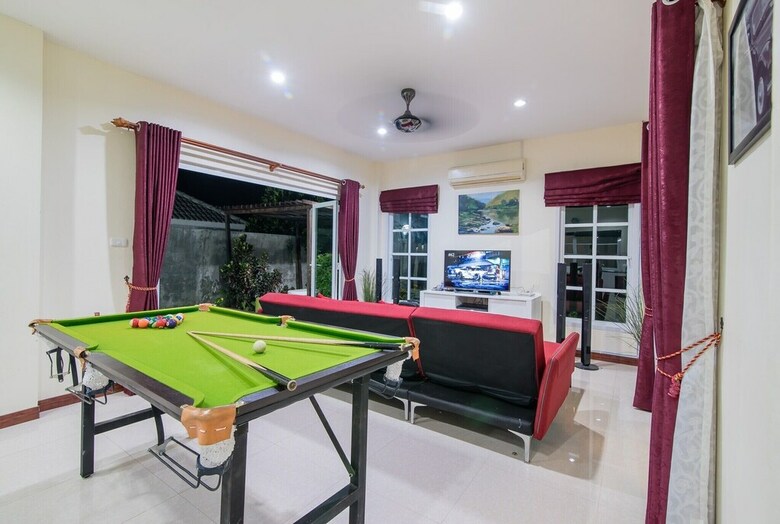 Peach Hua Hin Pool Villa Holiday