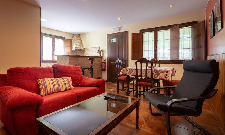 Apartamentos Rurales Villa de Sa�n
