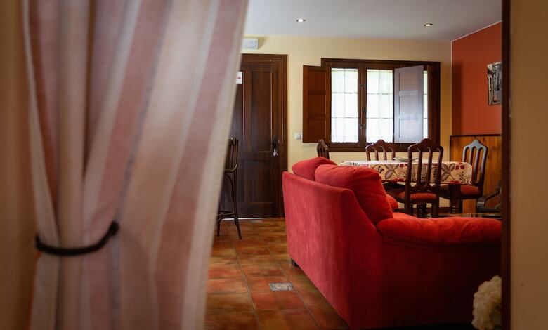 Apartamentos Rurales Villa de Sa�n