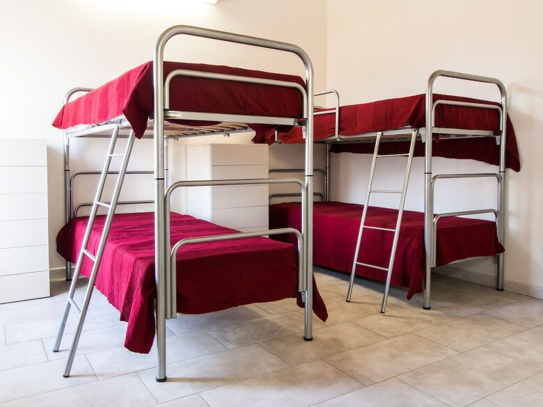 Hostal Ostello La Salana