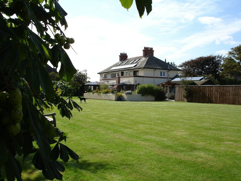 Harvest House Bed And Breakfast