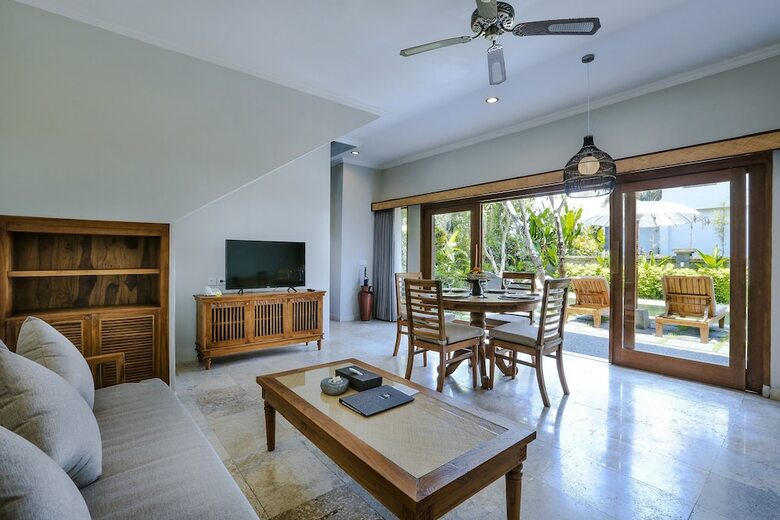 Villa Desa Pramana Swan
