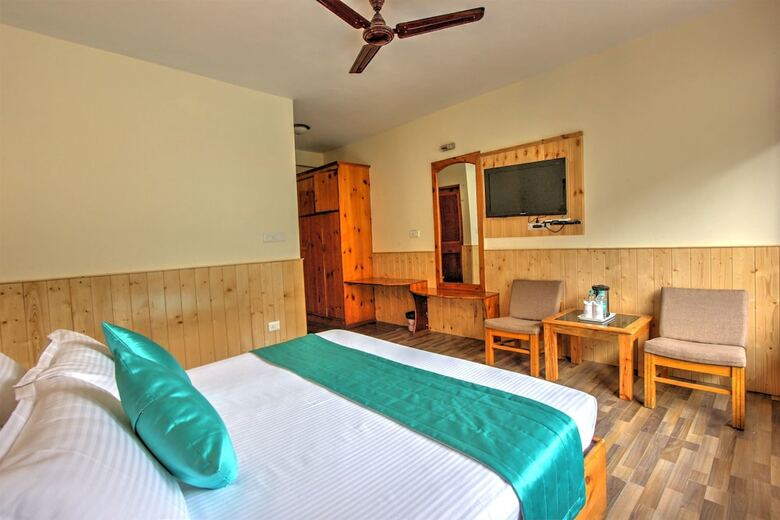 Hotel Mountain Face By Snow City Hotels