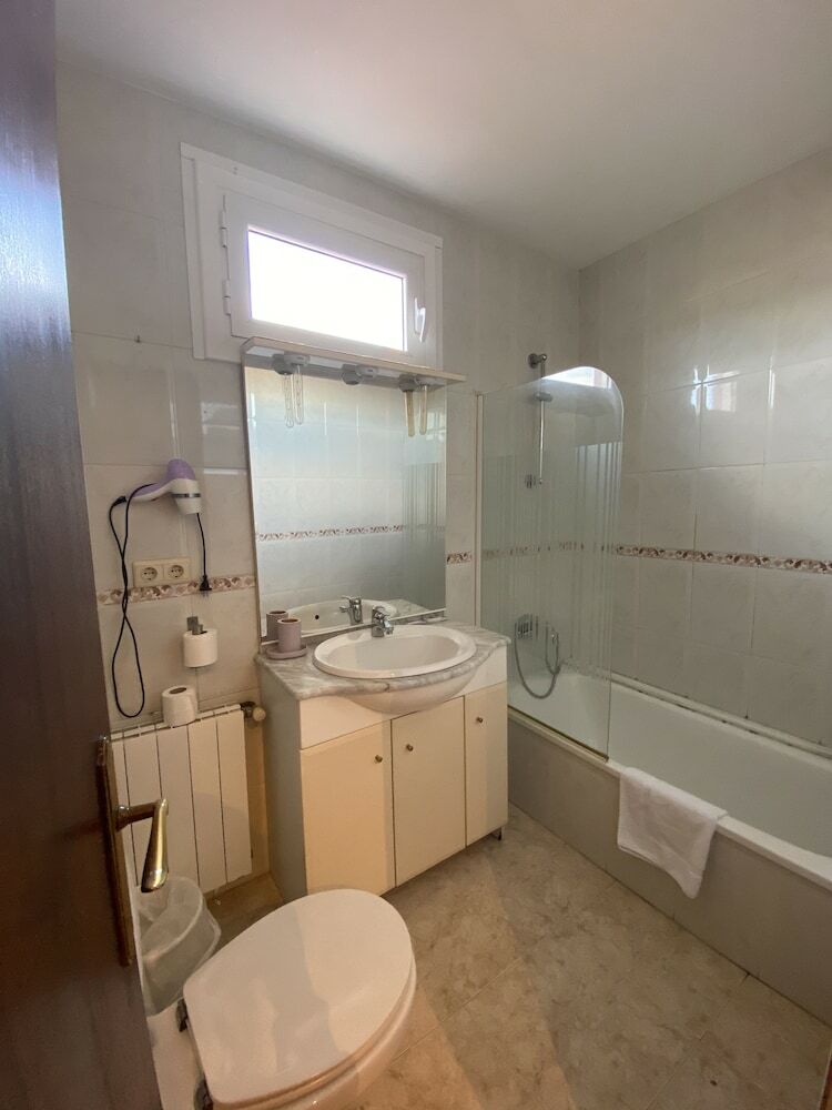 Wellamar Hotel & Apartments