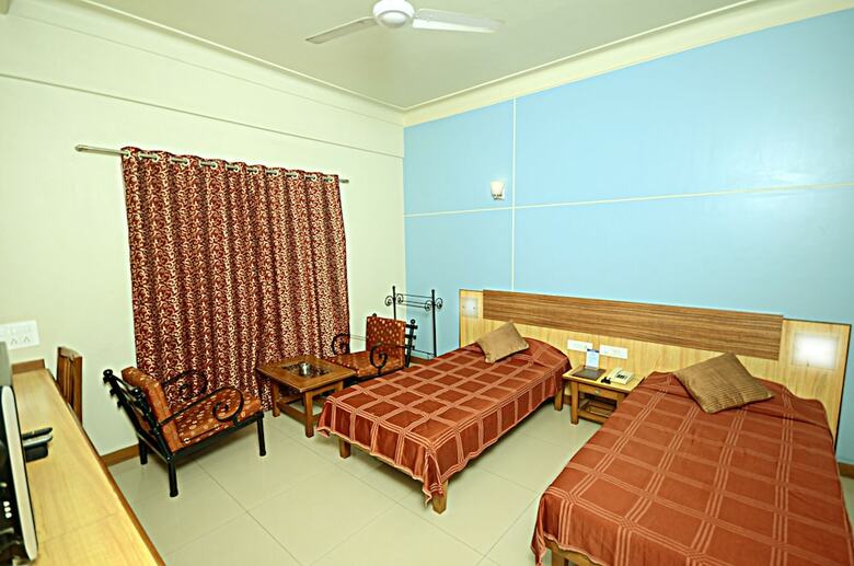 The Pavillion Hotel