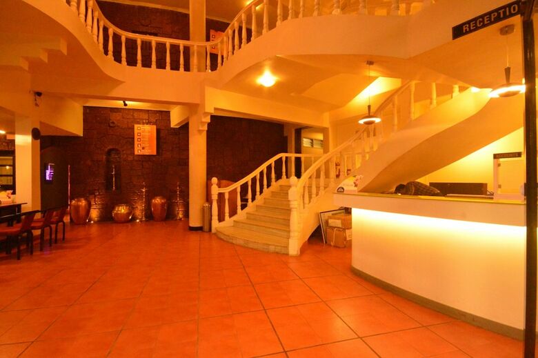 The Pavillion Hotel