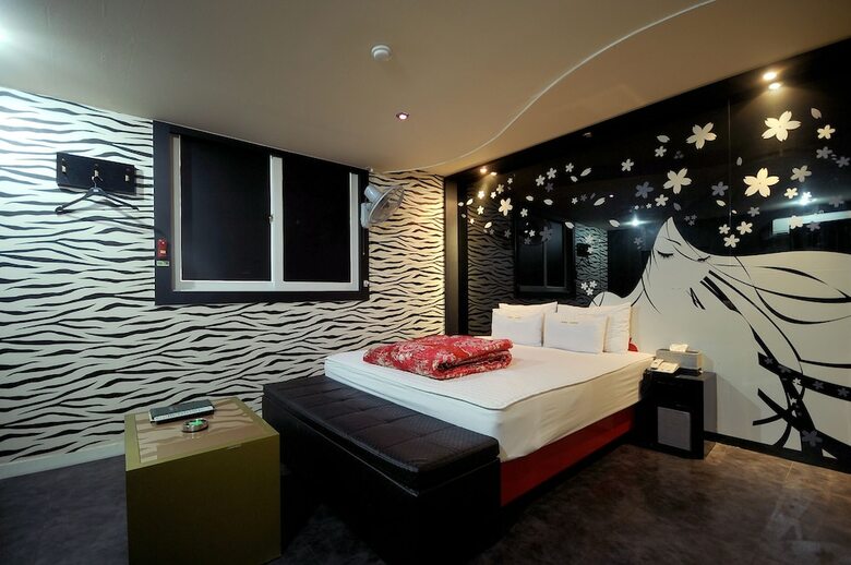 Hotel Wow Motel
