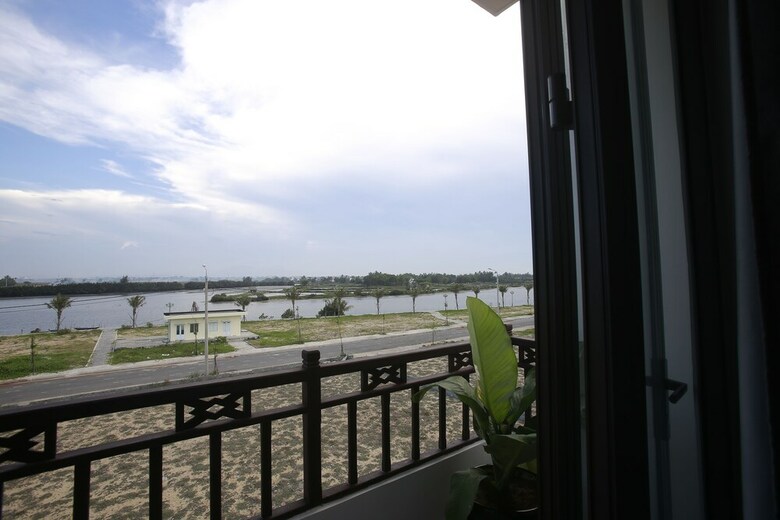 Hotel Home River Villa
