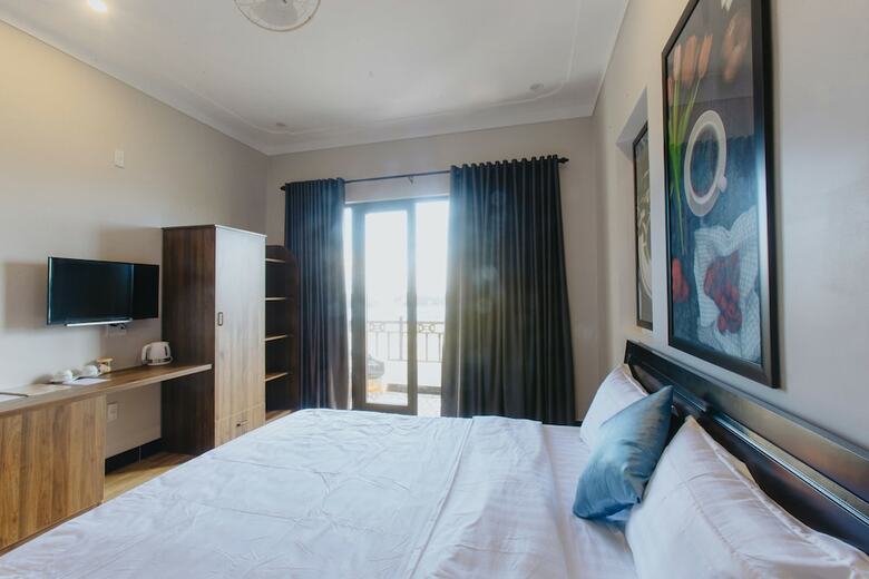 Hotel Home River Villa