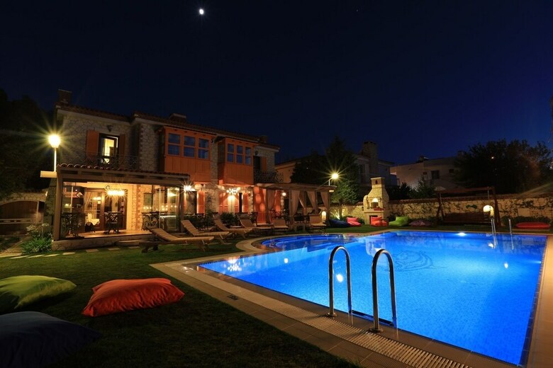 Alacati Seven Rooms Hotel