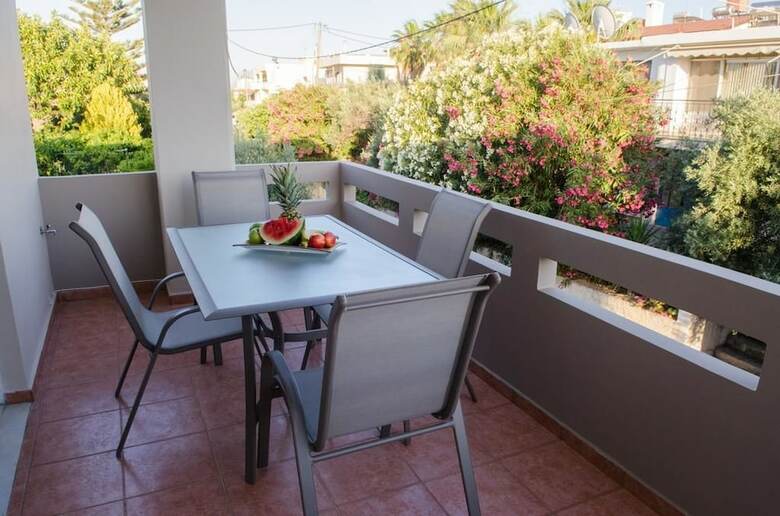 Apartamentos Iokasti Homes