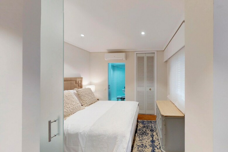 Apartamentos D�plex A Estrenar Puerta Del Sol-�pera