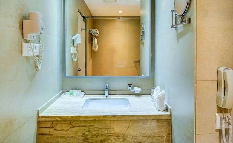 Hotel Jk Residency Kelakam