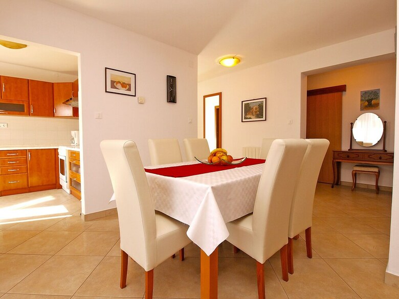 Apartment Mirjana 734