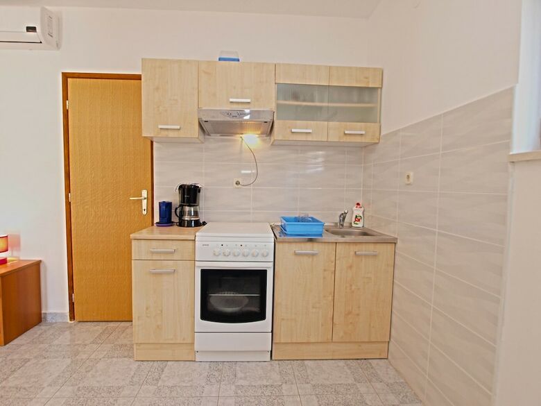 Apartments Zdravko 768