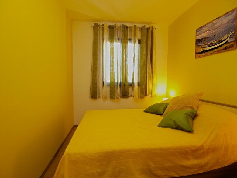 Apartments Zdravko 768