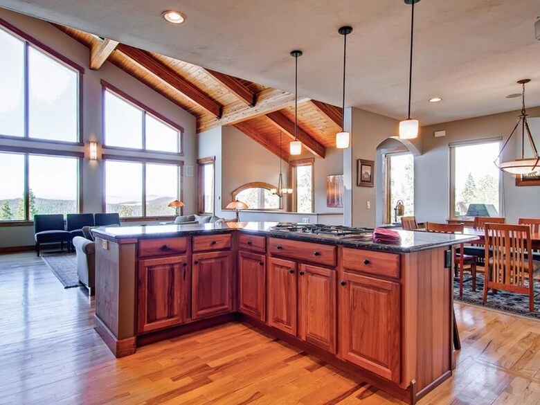 Sundara Place (Private Home With Hot Tub)