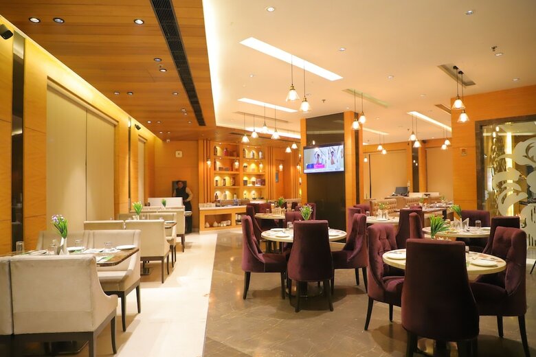 Hotel Maple Grand
