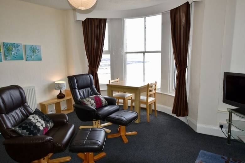 Marlborough Seafront Holiday Apartments